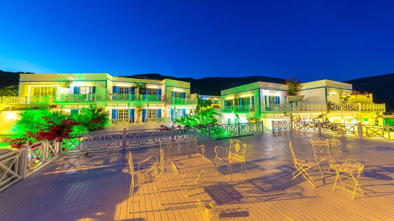 Hotel Mavi Beyaz Паламутбуку Екстериор снимка